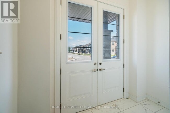 Building Photo - 30 Orr Ave