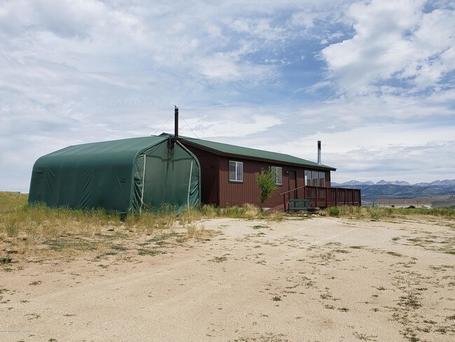 Building Photo - 29 N Shoshone Trail