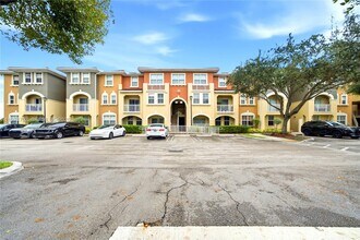 Building Photo - 8999 NW 107 Ct