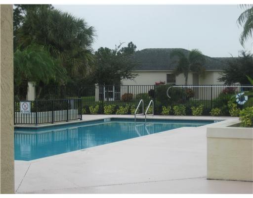 Foto del edificio - 217 SW Maclay Way