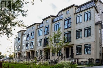 Building Photo - 112 N Centre Rd