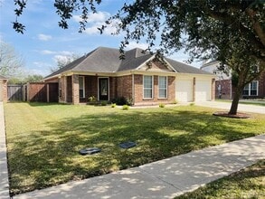 Building Photo - 4205 Santa Lydia St