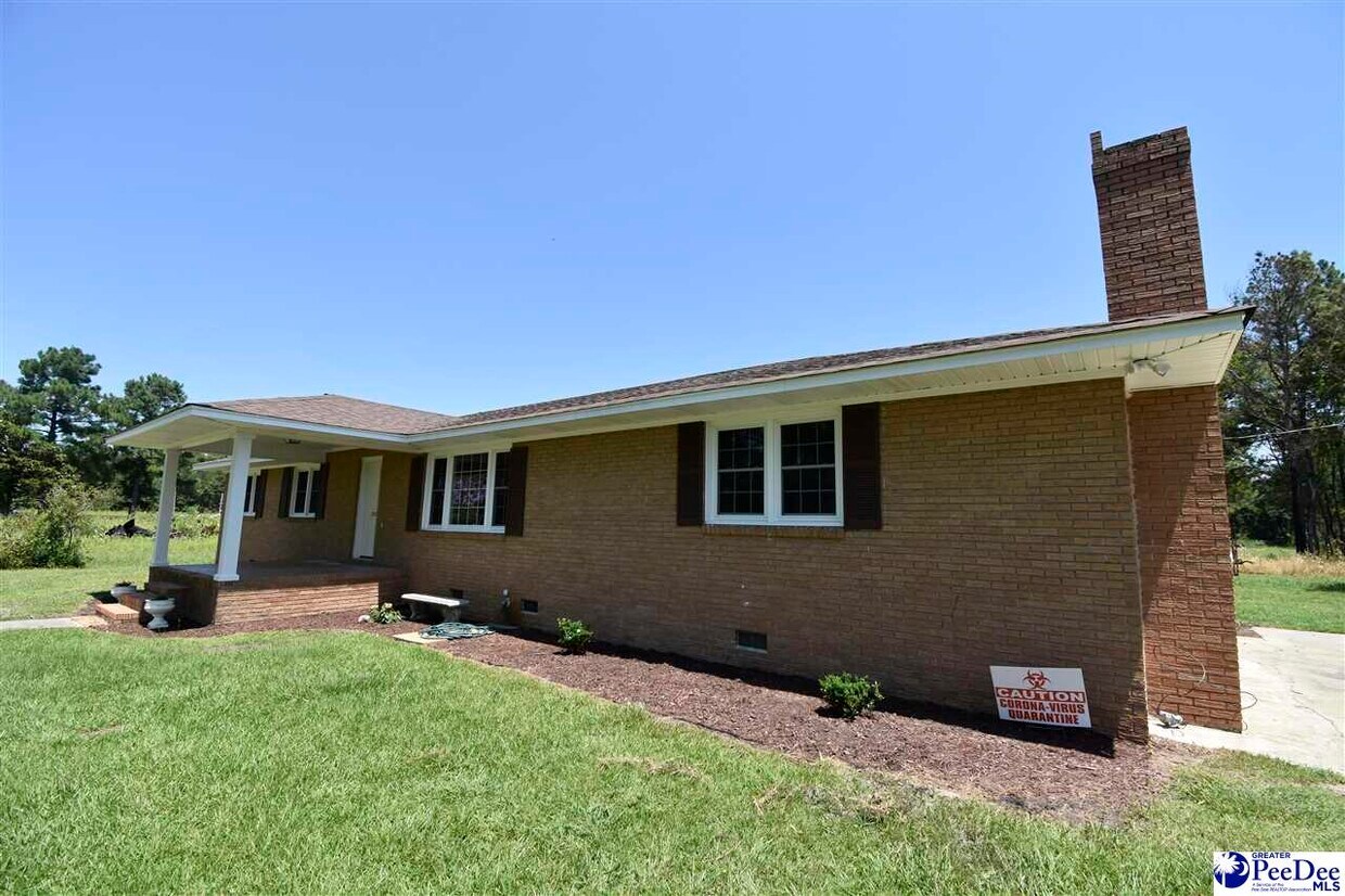 3545 W Cummings Rd, Timmonsville, SC 29161 House Rental in