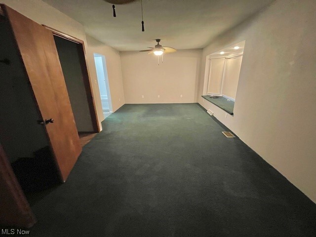 Building Photo - 121 N Shadylane Dr