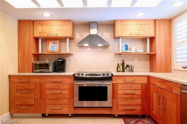 Foto del edificio - 285 5th Ave S