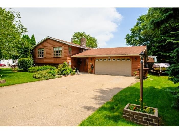 Primary Photo - 1420 Portland Ave, St Paul Park, MN, 55071