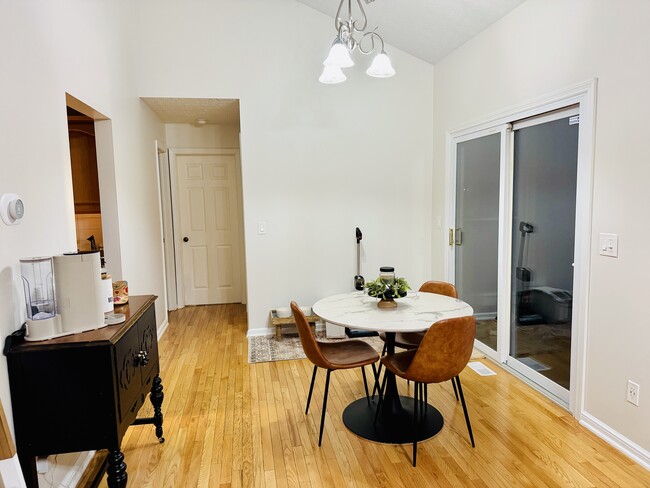 Building Photo - 288 Millside Dr