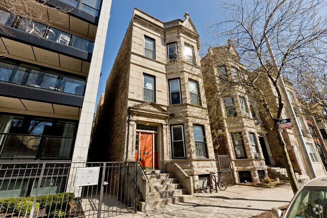 Building Photo - 1037 S Racine Ave