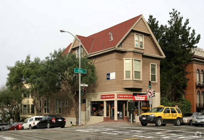 Building Photo - 790-792 Bay St