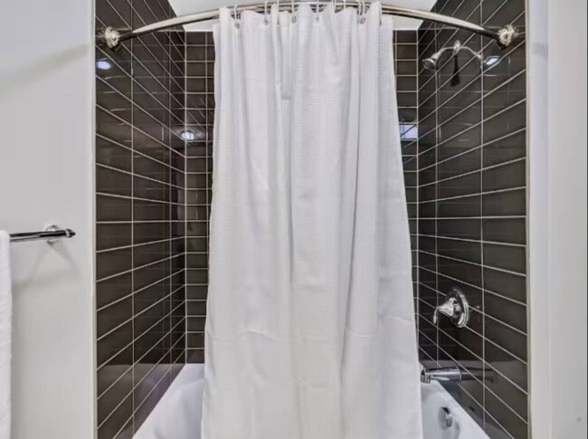 Foto del edificio - 1555 Elm St