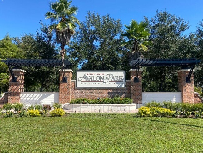 Photo - 32652 Coldwater Creek Loop House