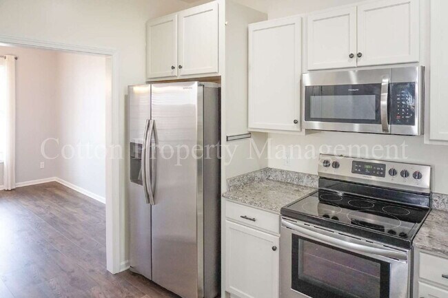 Foto del edificio - 9343 Cassadine Ct