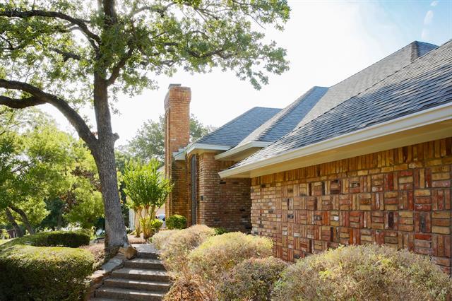 Building Photo - 724 Sundance Dr