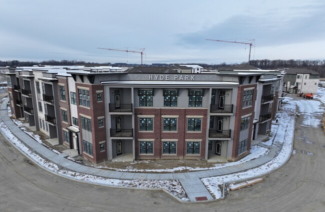 Foto del edificio - Hyde Park Towns & Flats