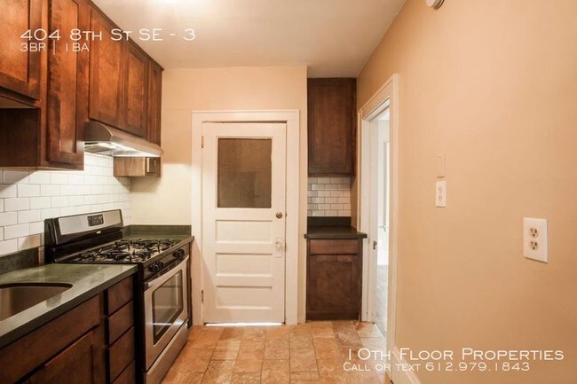 Foto del edificio - 404 SE 8th St