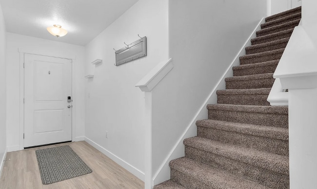 Foto del edificio - 3581 Grassland Dr