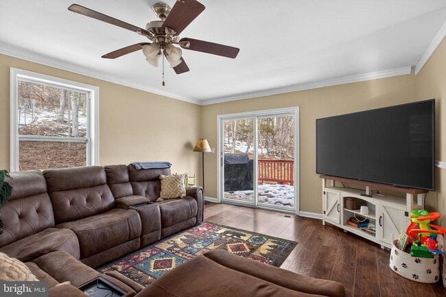 Foto del edificio - 1238 Logger Dr