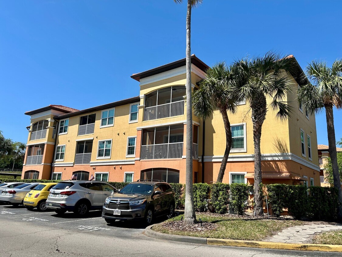 Foto principal - 5483 Vineland Rd