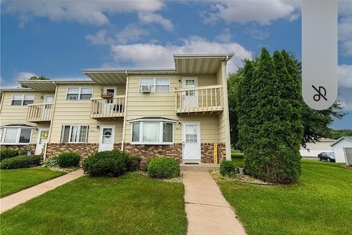 Primary Photo - 3815 Fairfax St