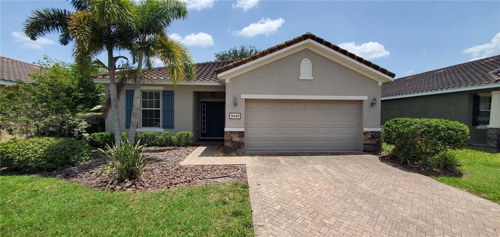Foto principal - 5645 Aaron Ct