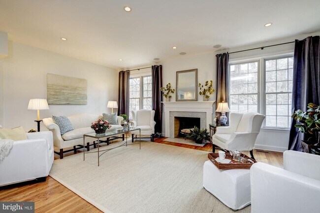 Foto del edificio - 3651 Winfield Lane Northwest