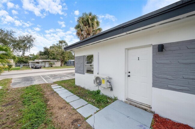 Foto del edificio - 417 NW 15th Ave