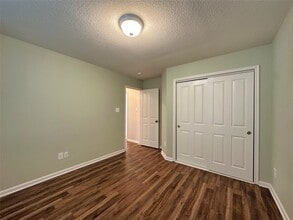 Building Photo - 59 N Flickering Sun Cir