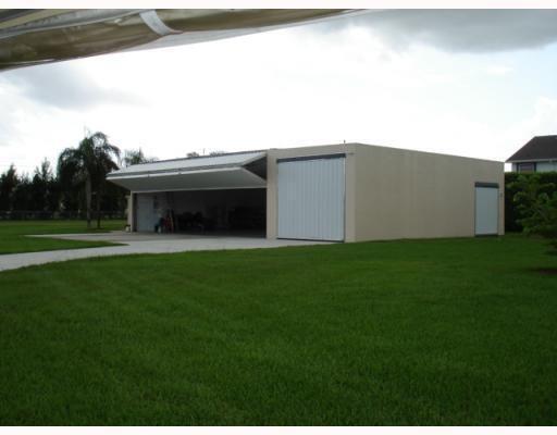 Foto del edificio - 6852 Skyline Dr