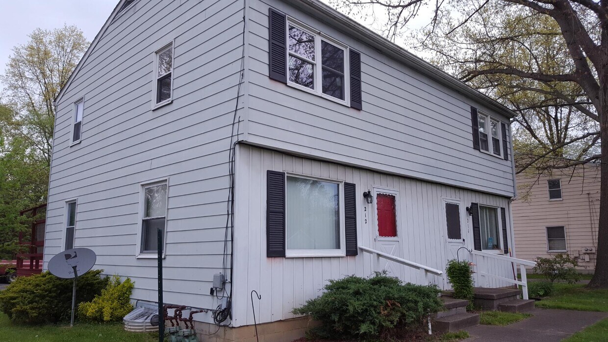 Foto principal - 212 Roberts St SE