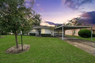 Building Photo - 9535 Vogue Ln