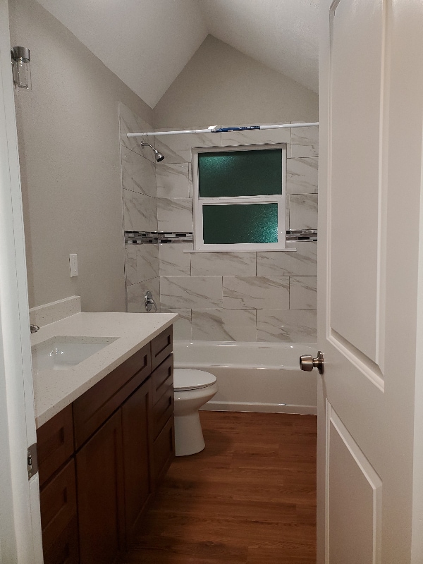 Foto del edificio - 1240 Elmira St