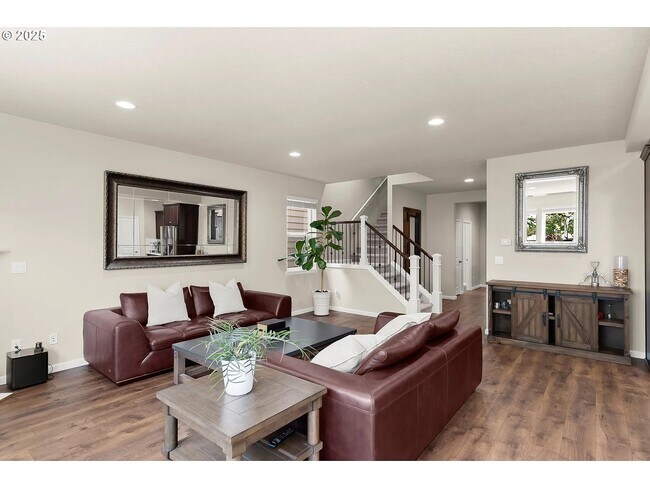 Sala de estar - 16954 NW Antonio St