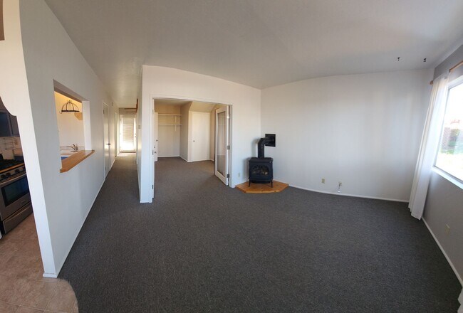 Foto del edificio - Quaint 2 bedroom 1 bath in quiet neighborhood