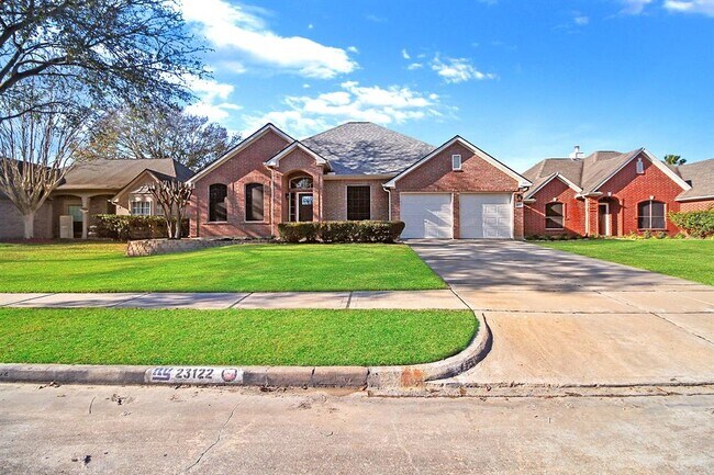 Building Photo - 23122 Beech Canyon Dr
