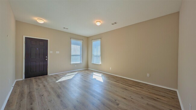 Foto del edificio - 16006 Arapaho Bend Ln