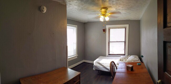Bedroom 1 (Upstairs) - 916 E Stewart St
