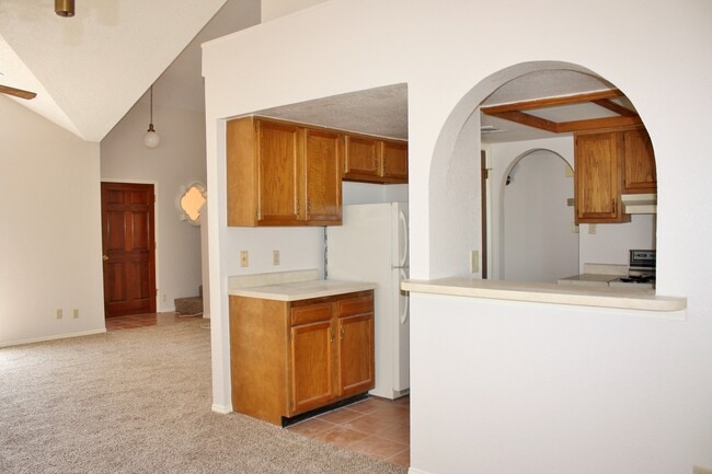 Building Photo - COMPETITIVELY PRICED WESTSIDE HOME