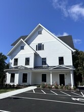 Building Photo - 5 N Salem Rd