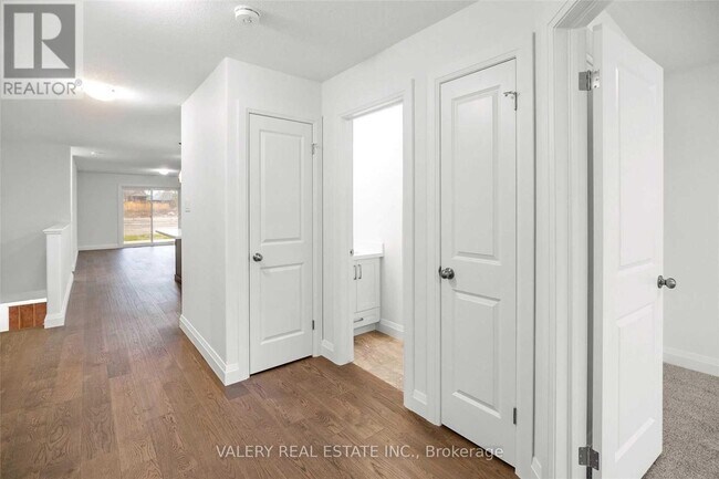 Photo du bâtiment - 9 Peachleaf Ln