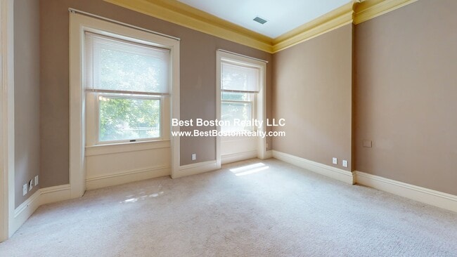 Building Photo - 175 Summer St