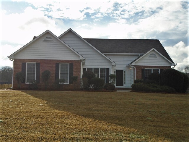 Primary Photo - 206 Summerford Place