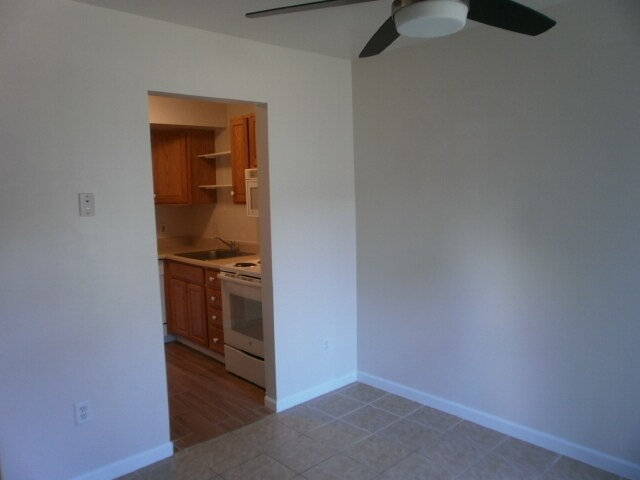 Foto del edificio - 3406 Kenbrooke Ct