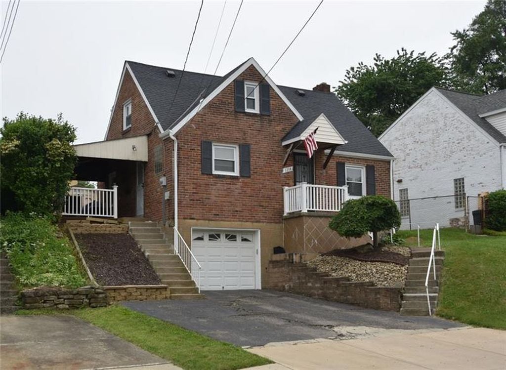 Primary Photo - 1238 Gallupe Dr
