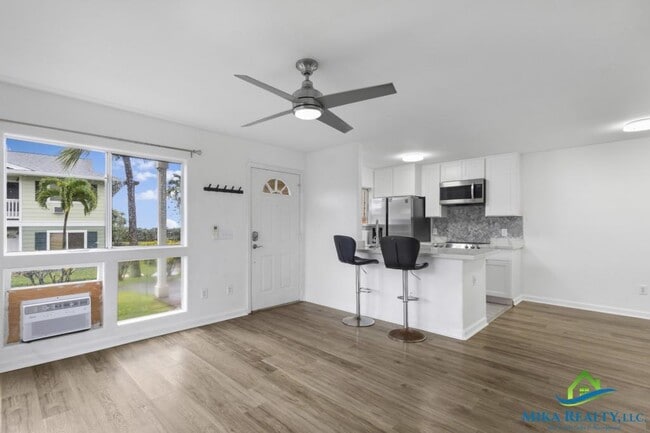 Building Photo - 94-510-510 Lumiaina St