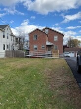 Building Photo - 182 Arnoldale Rd