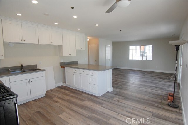 Building Photo - 142 W Marquita