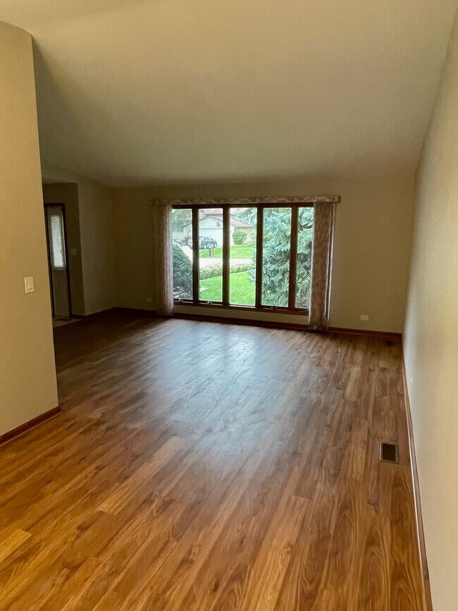 Foto del edificio - 20693 N Eugene Ave