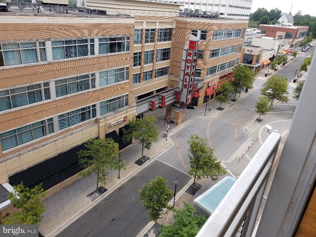 Building Photo - 6506 America Blvd