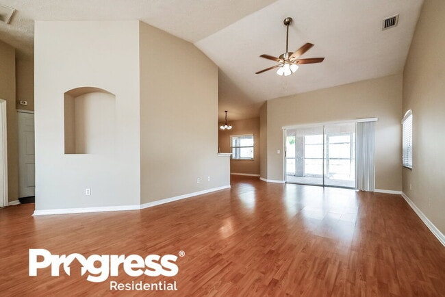 Building Photo - 9830 Cristina Dr