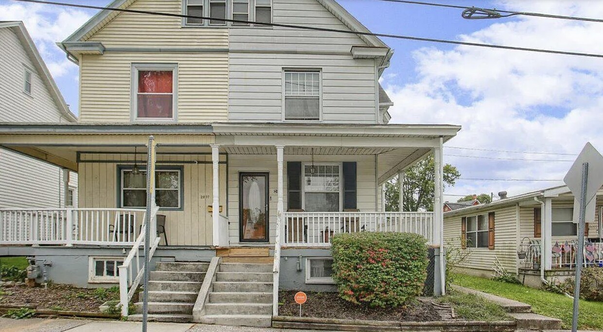 Primary Photo - 2615 Penbrook Ave